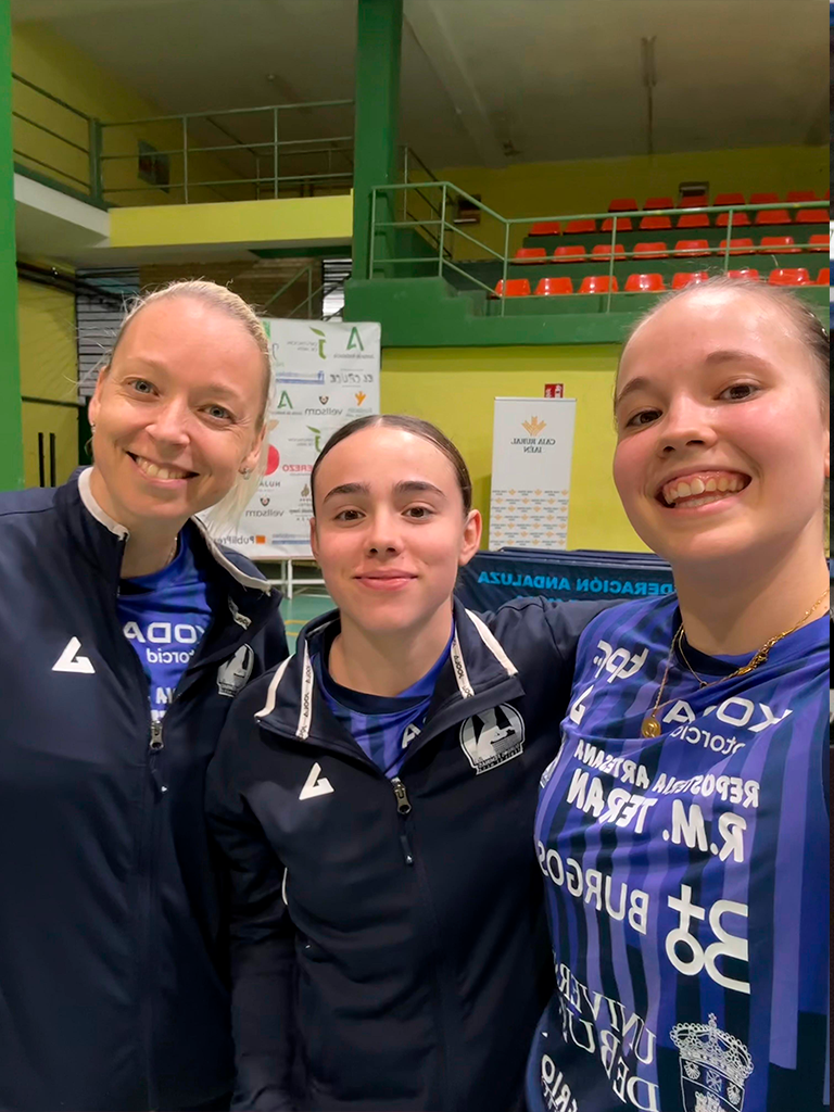 Celebración del UBU RM Terán Burgos 2031 tras puntuar en Jaén